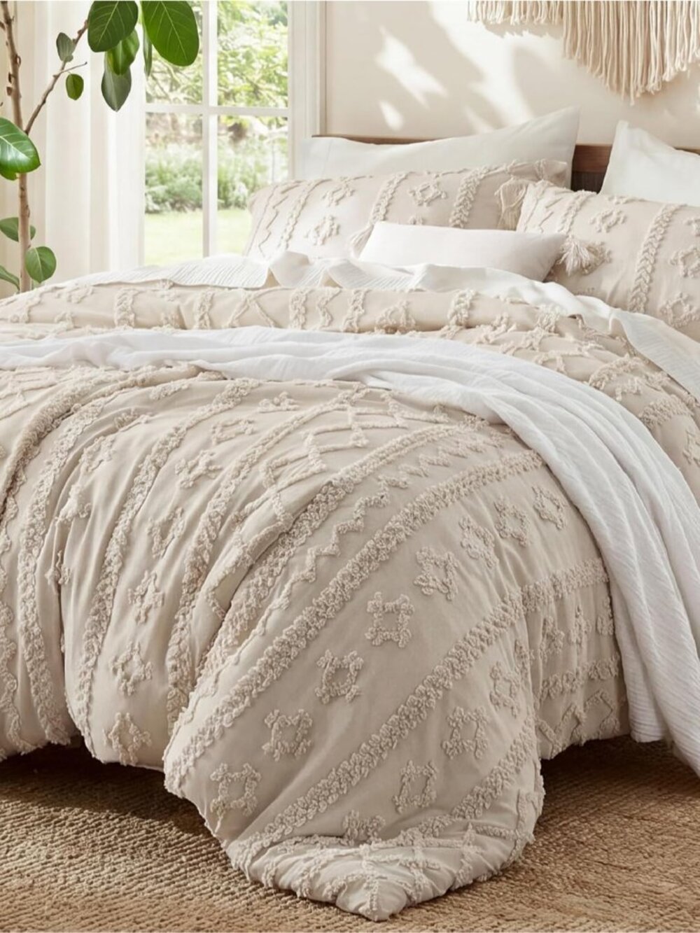 Tufted Boho Comforter Set Queen, Bedroom Decor Bedding Set Beige